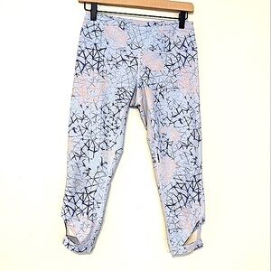 Zella Cropped Athletic Graphic Design Leggings size Small